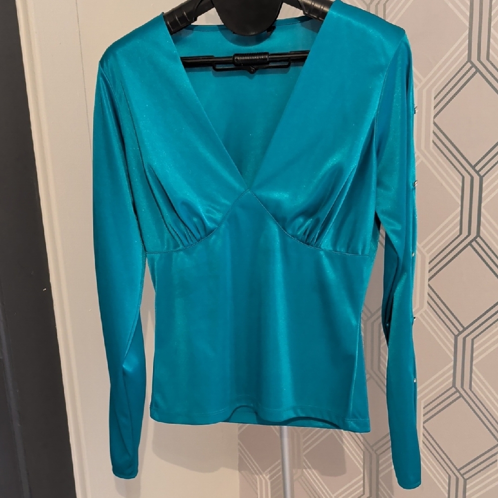 Elegant Teal V-Neck Women's Top
